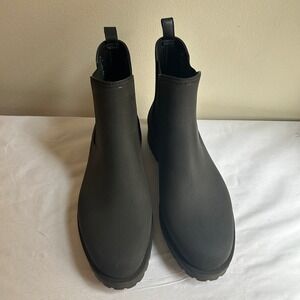 Vince Black Rubber Chelsea Boots Waterproof Lug Sole Ankle Boots Size 10